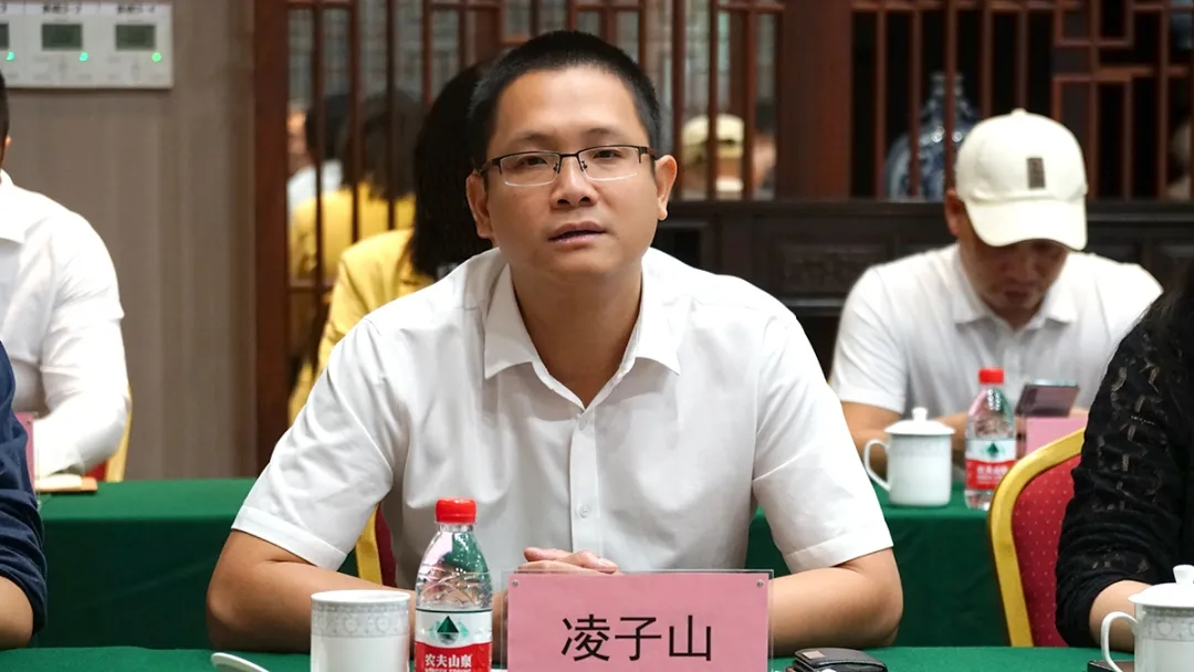 暨南大学管理学院副院长凌子山博士致辞